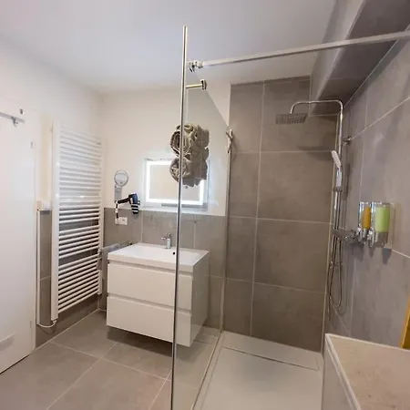 3-zimmer 88 Qm Bis Zu 8 Personen *