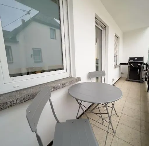 3-zimmer 88 Qm Bis Zu 8 Personen Apartament Winningen